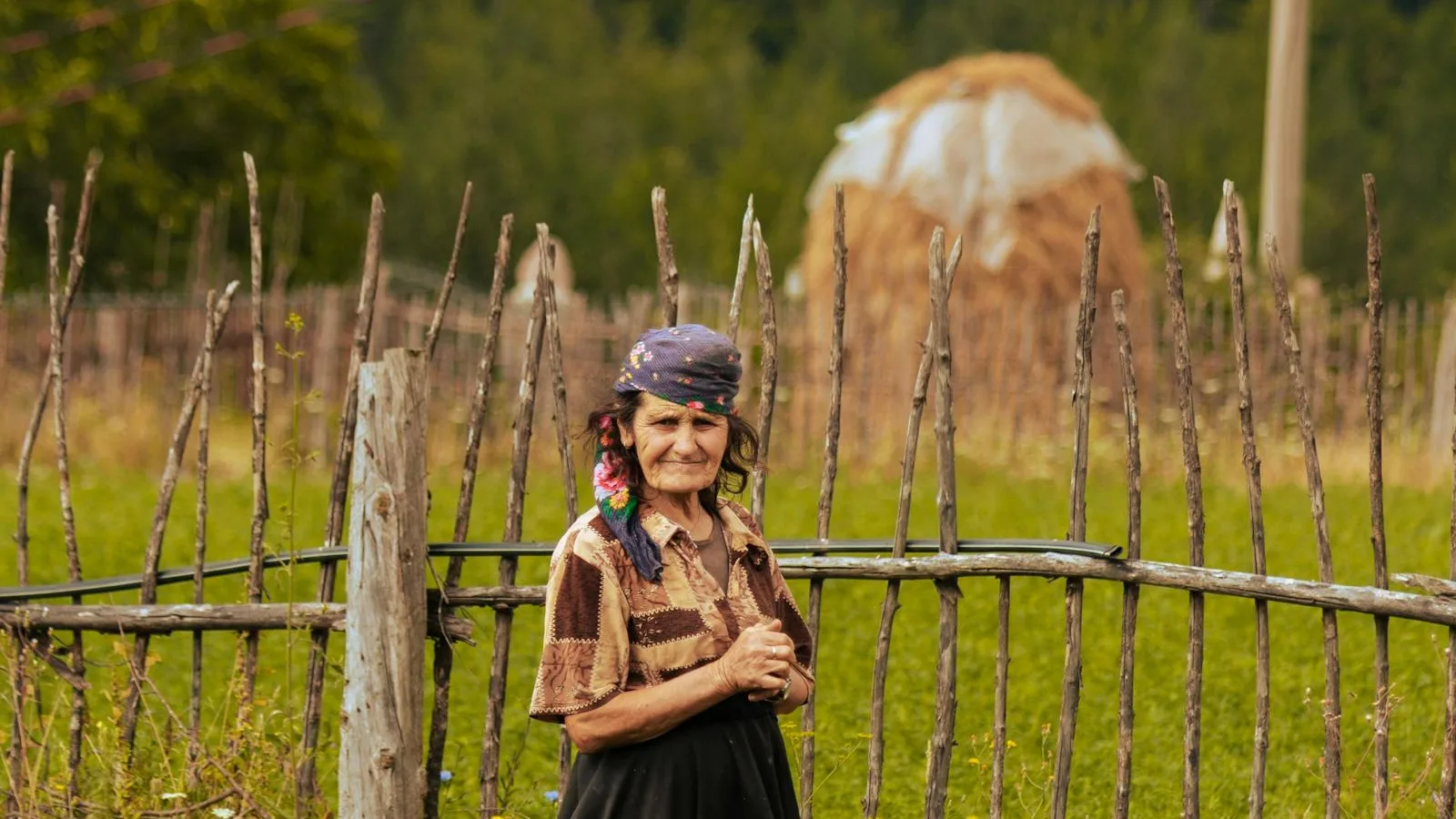 Kostumi kombëtar — simbolet e identitetit